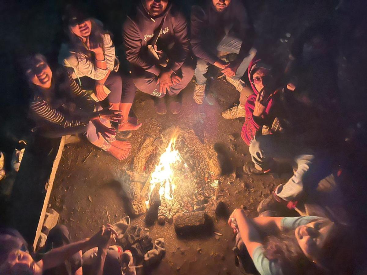 Himtrek Stays, Kasol Bagian luar foto