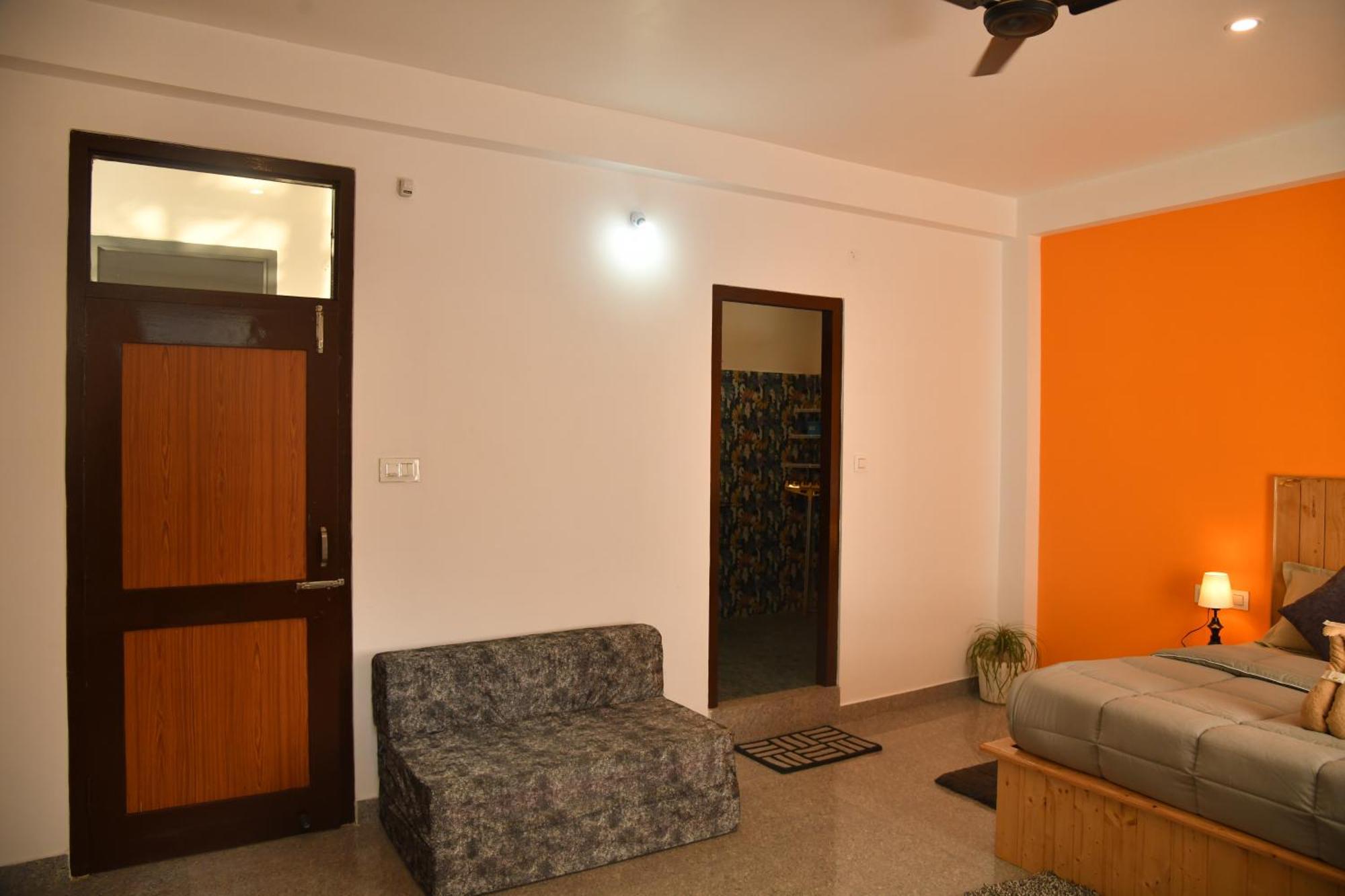 Himtrek Stays, Kasol Bagian luar foto