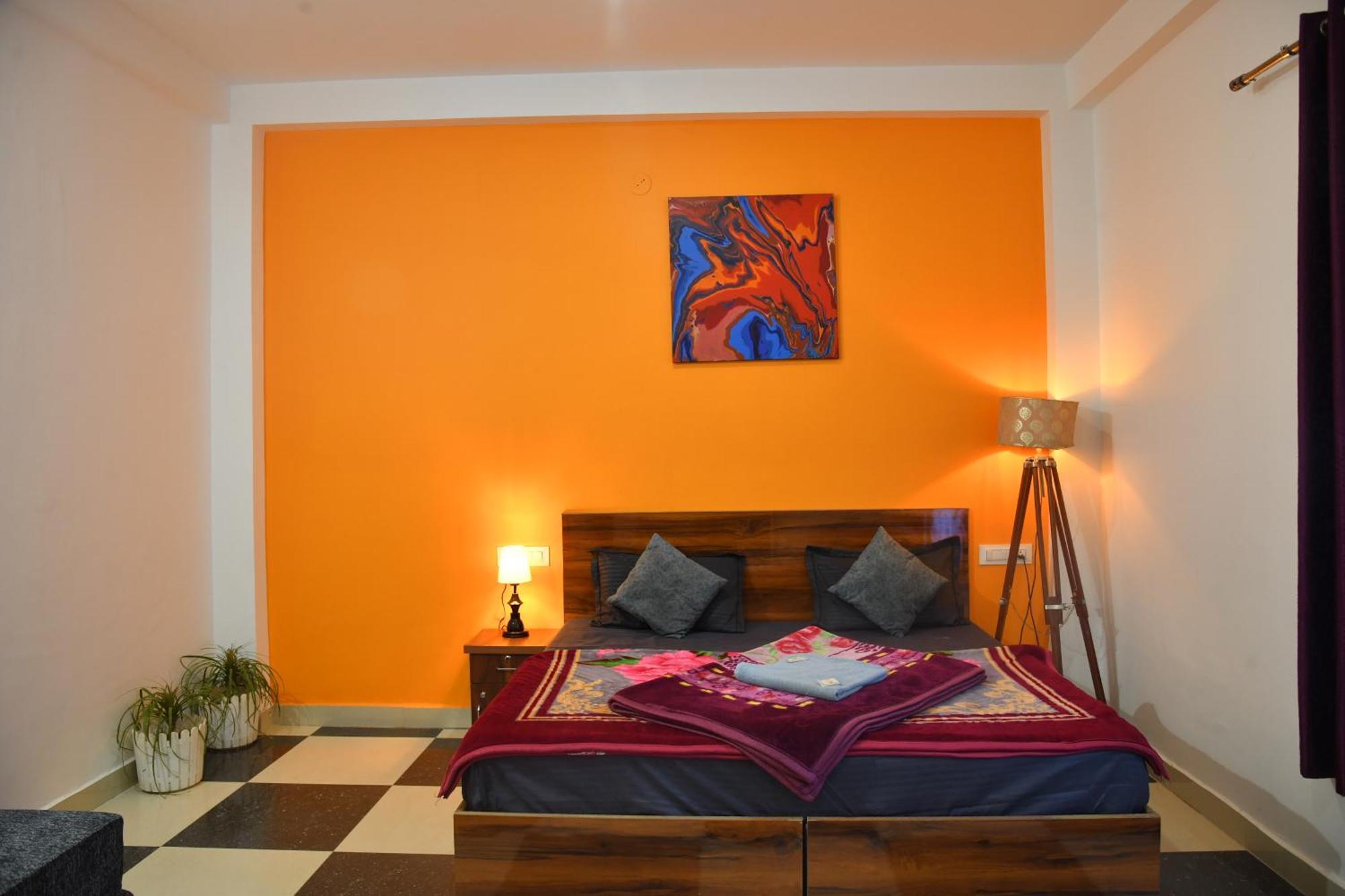 Himtrek Stays, Kasol Bagian luar foto