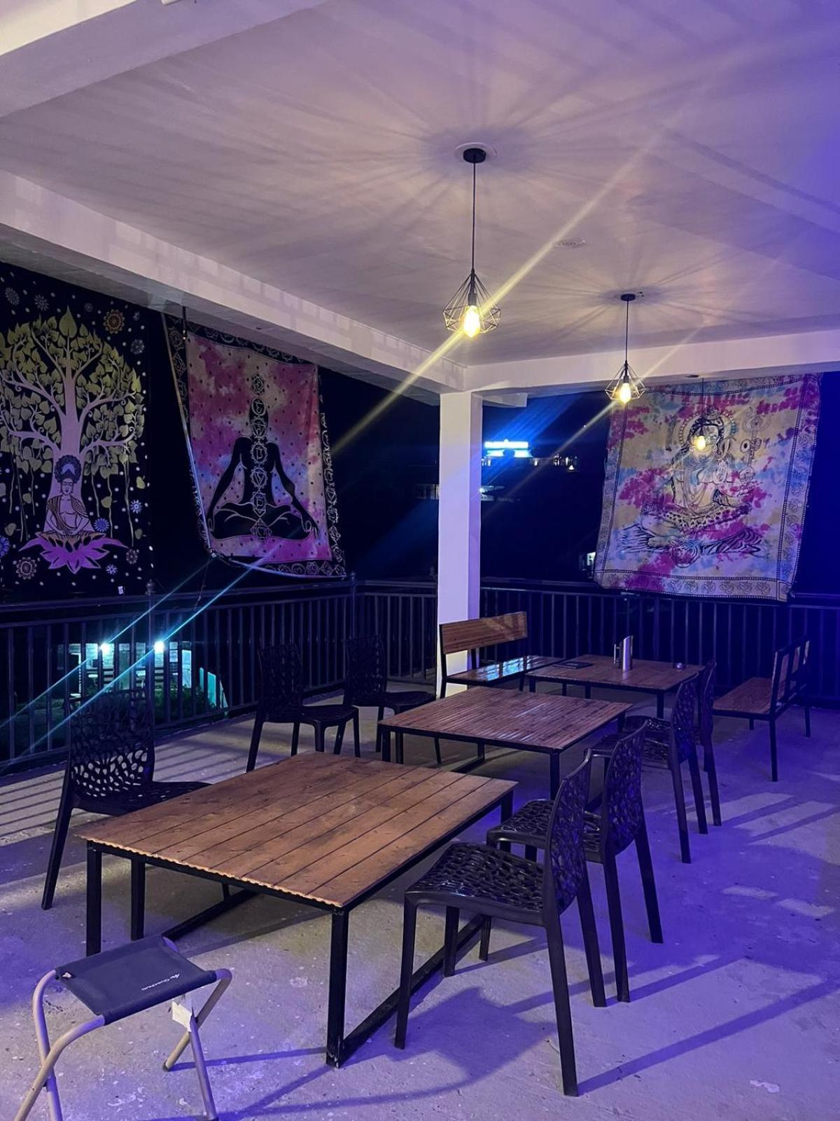 Himtrek Stays, Kasol Bagian luar foto